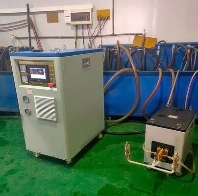 Хорошая цена Прямая заводская поставка цифровой индукционной нагревательной машины IGBT для горячей установки алюминиевого корпуса двигателя (DSP-100KW) онлайн